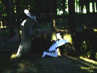 Hagens Speer tötet den trinkenden Siegfried. Diese Plastik zierte mal den Brunnen und steht jetzt an der Einfahrt zum Parkplatz